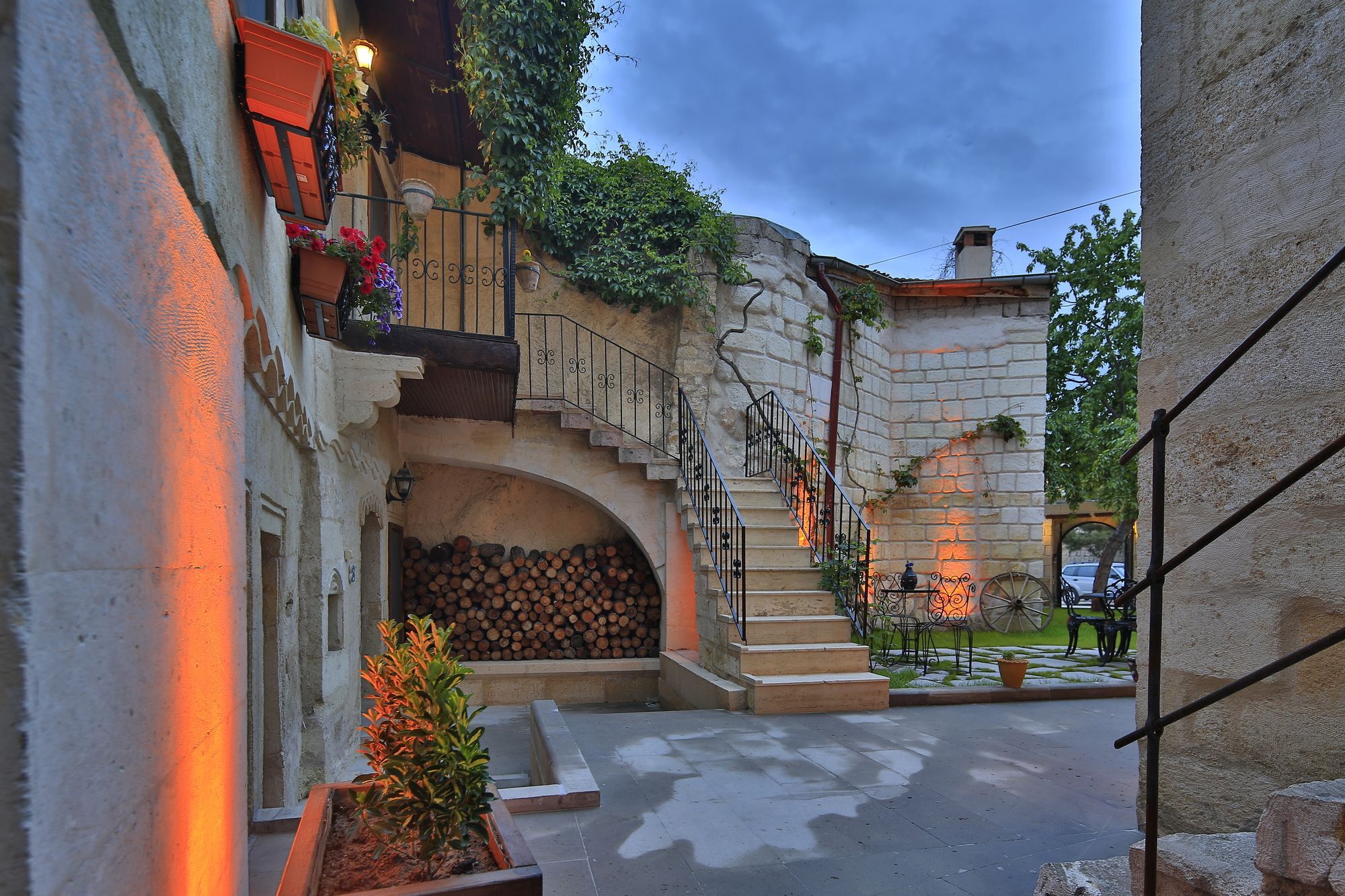 Bed and Breakfast Heaven Cave House - Razziya Evi Ургуп Экстерьер фото